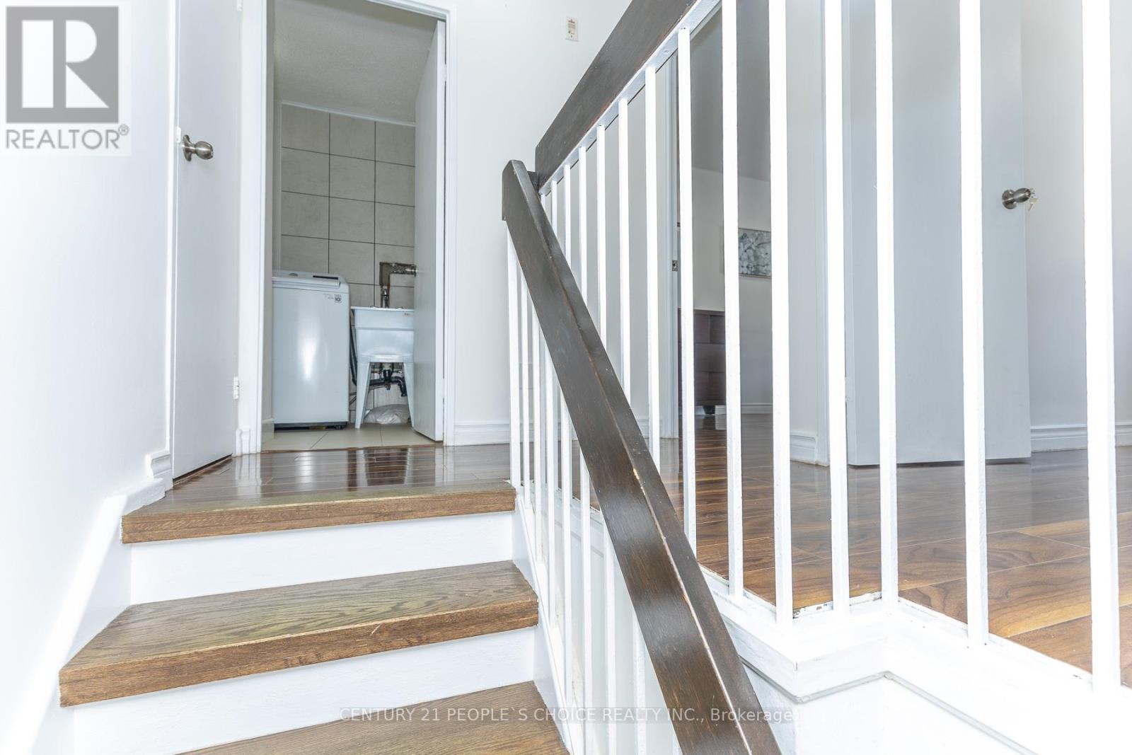 #106 10 EDDYSTONE AVENUE N - 16