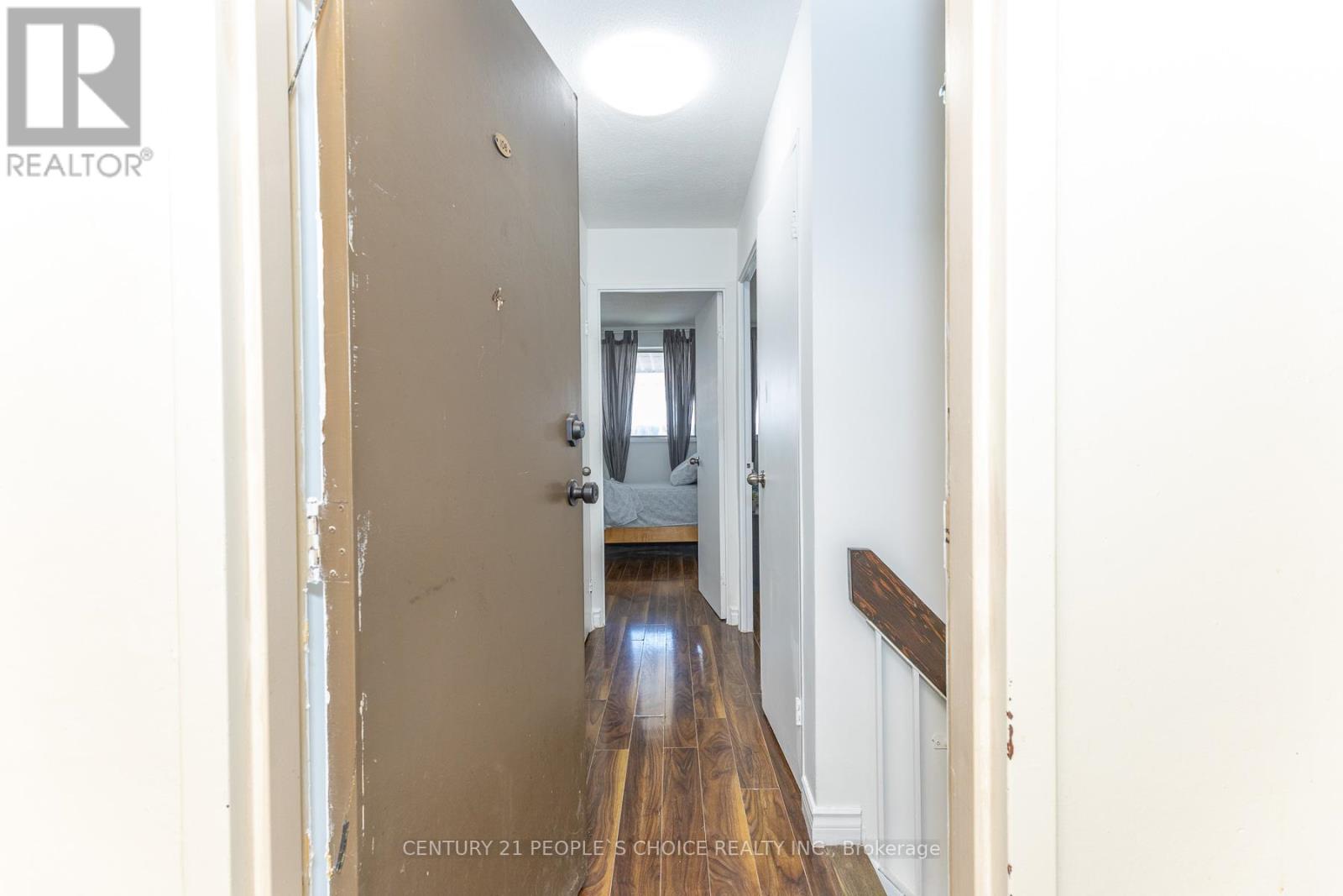 #106 10 EDDYSTONE AVENUE N - 35