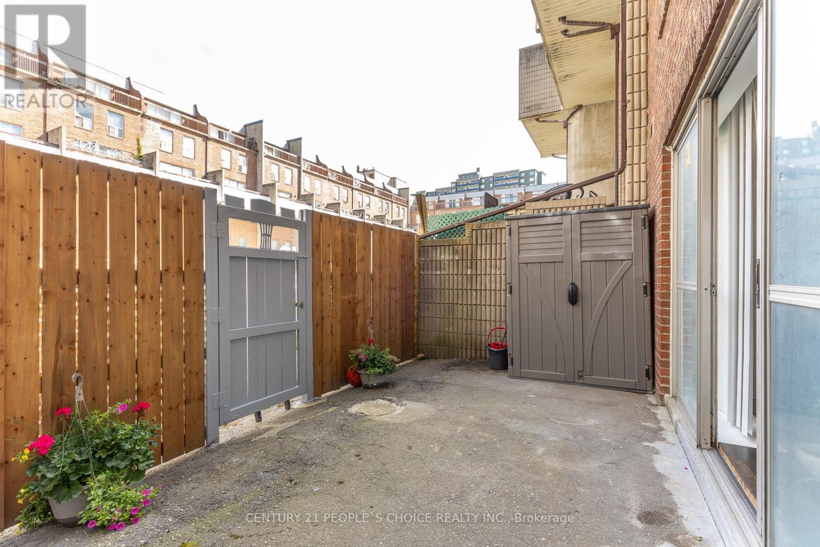 #106 10 EDDYSTONE AVENUE N - 38