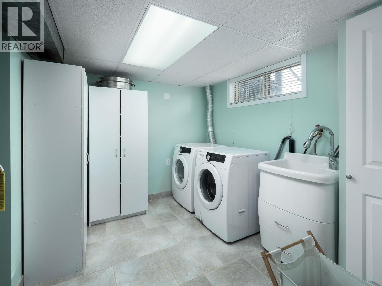 225 N NICHOLSON STREET, Prince George