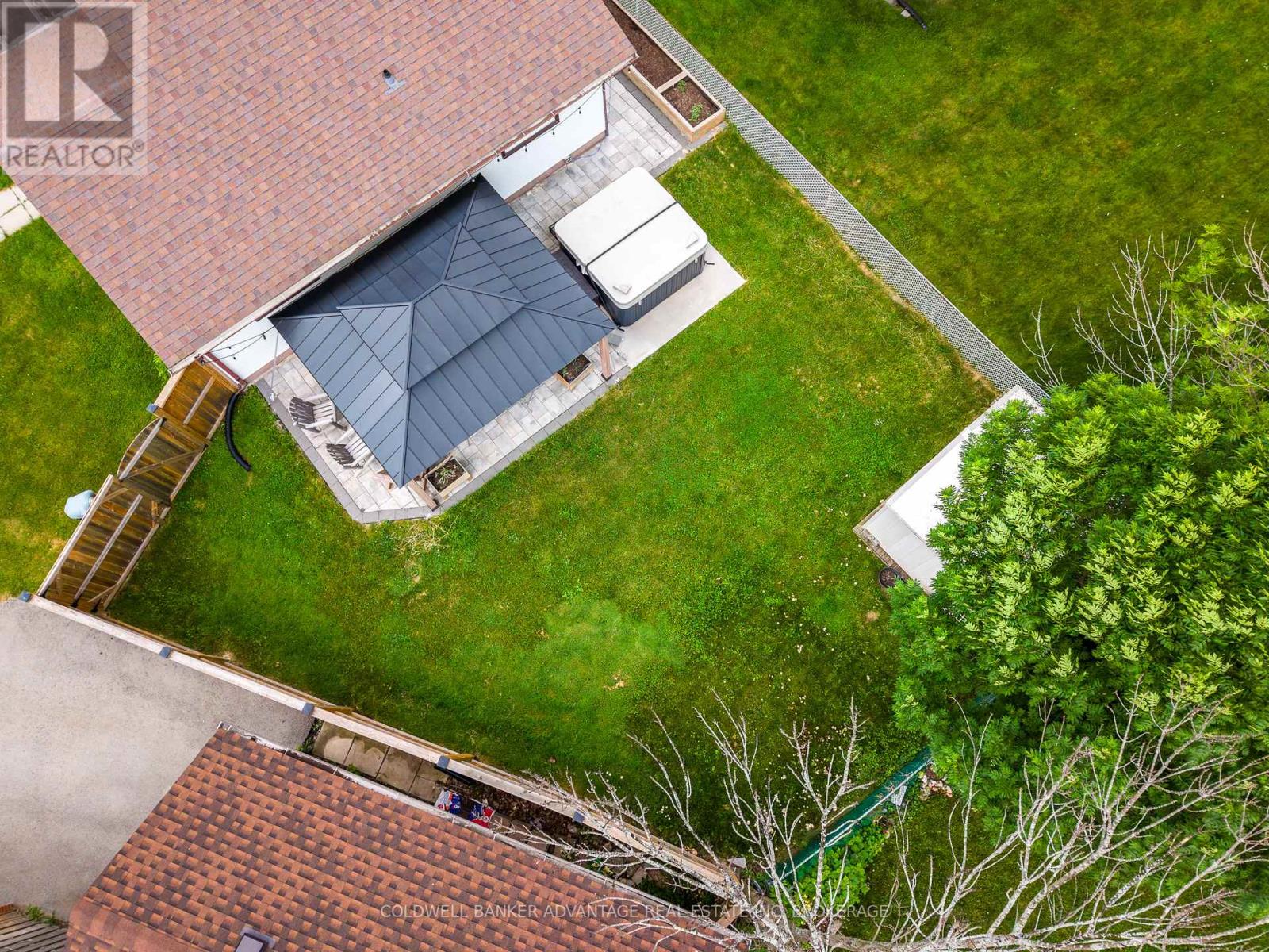 25 NEWLEAF CRESCENT - 24