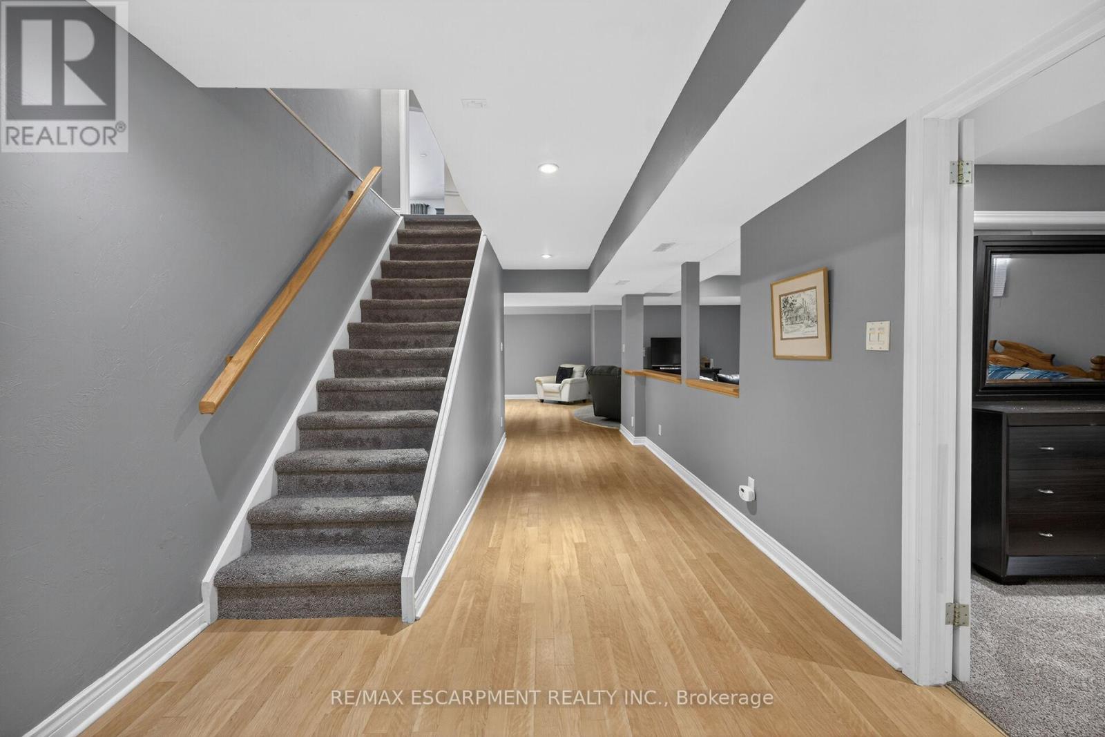 32 SYMPHONY PLACE - 31