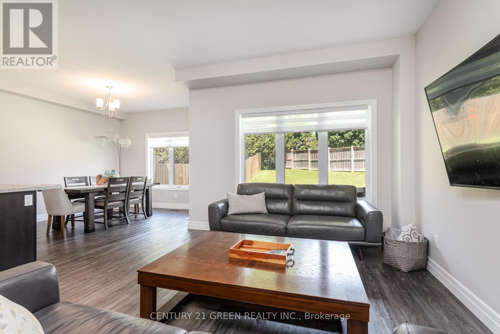 51 CRAB APPLE COURT - 24