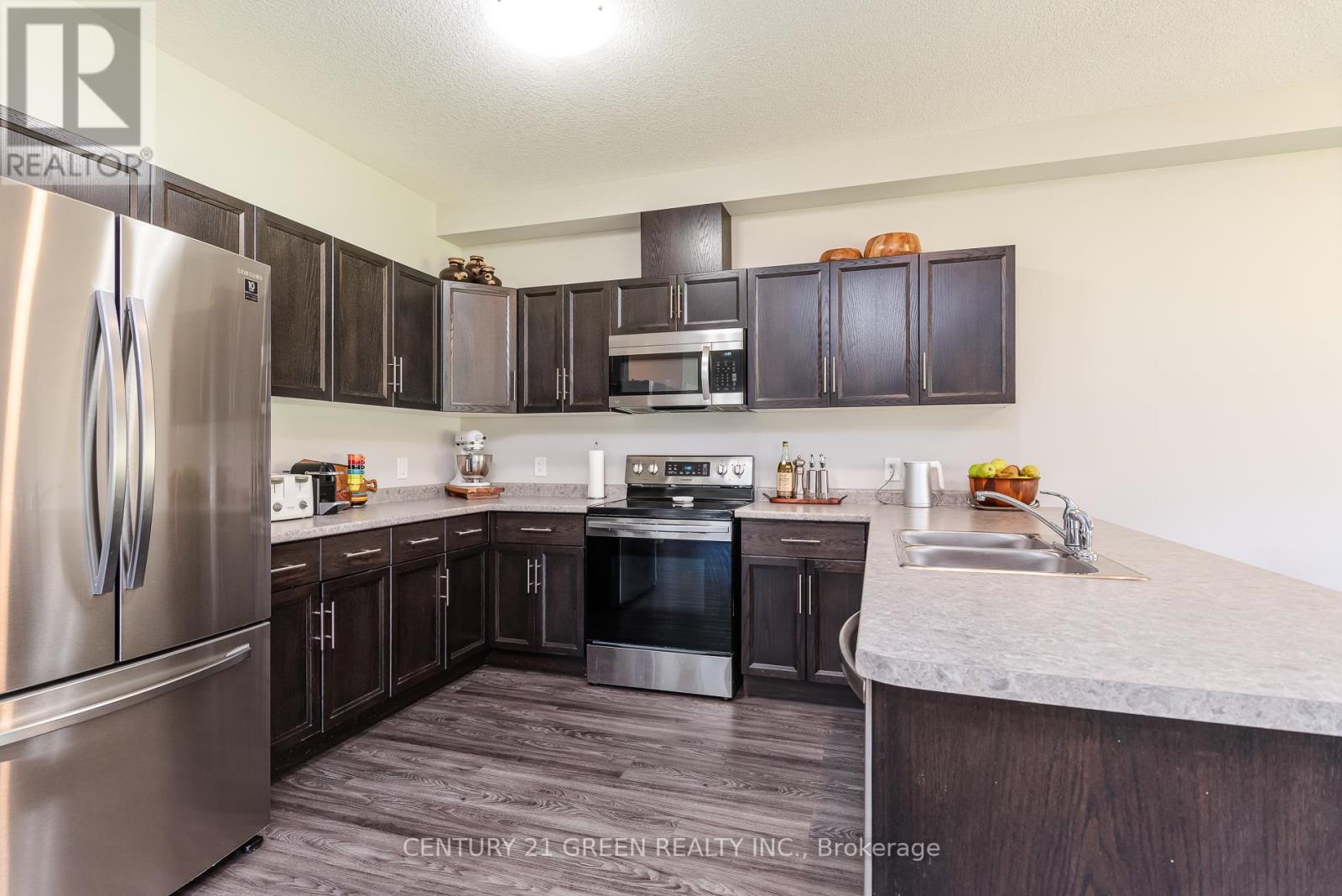 51 CRAB APPLE COURT - 26