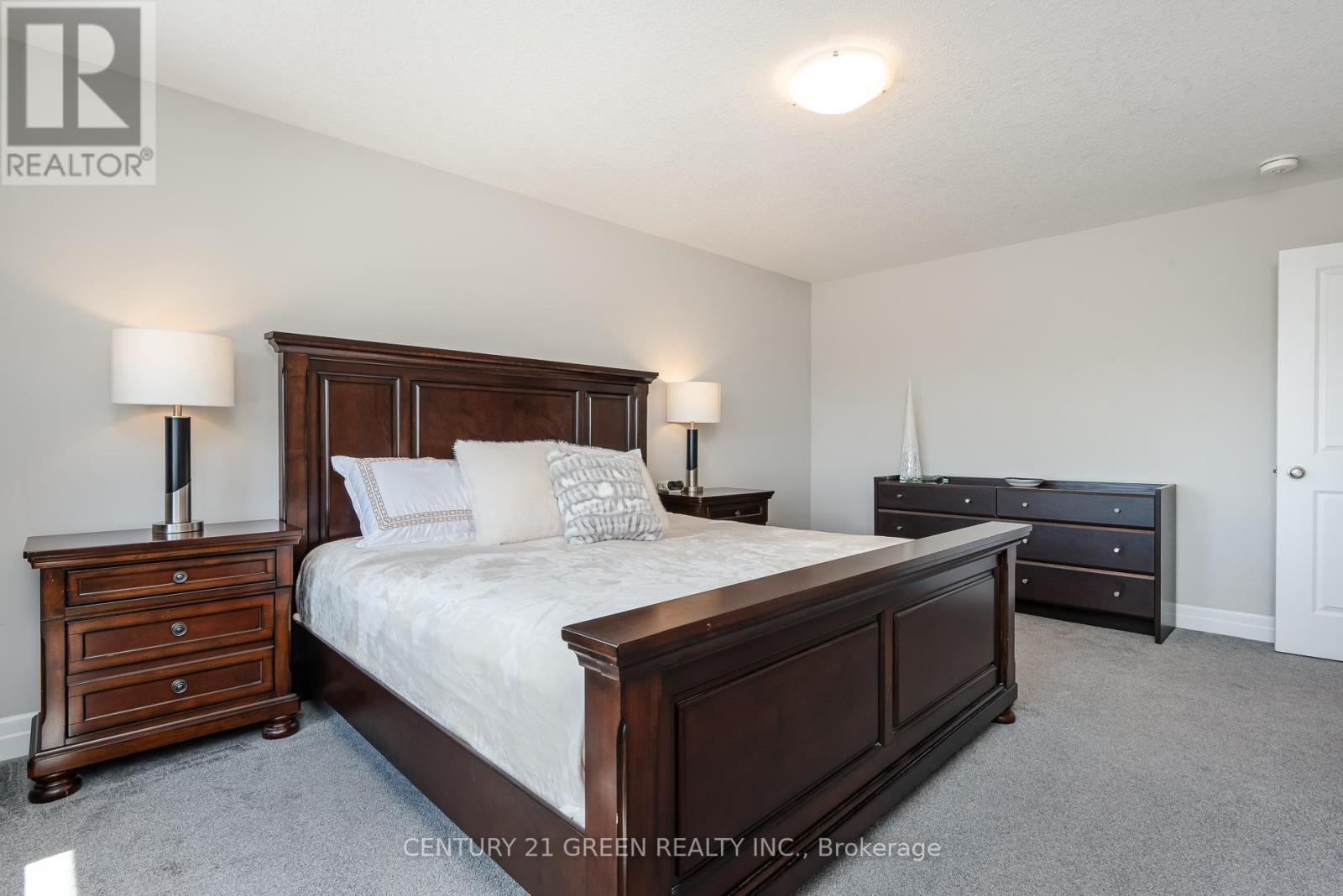 51 CRAB APPLE COURT - 39