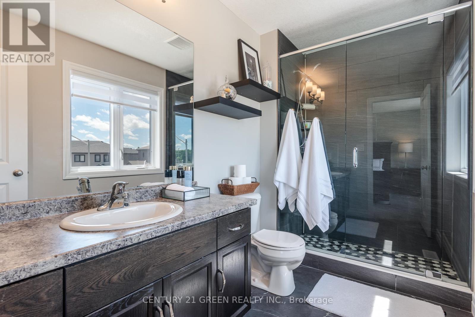 51 CRAB APPLE COURT - 40