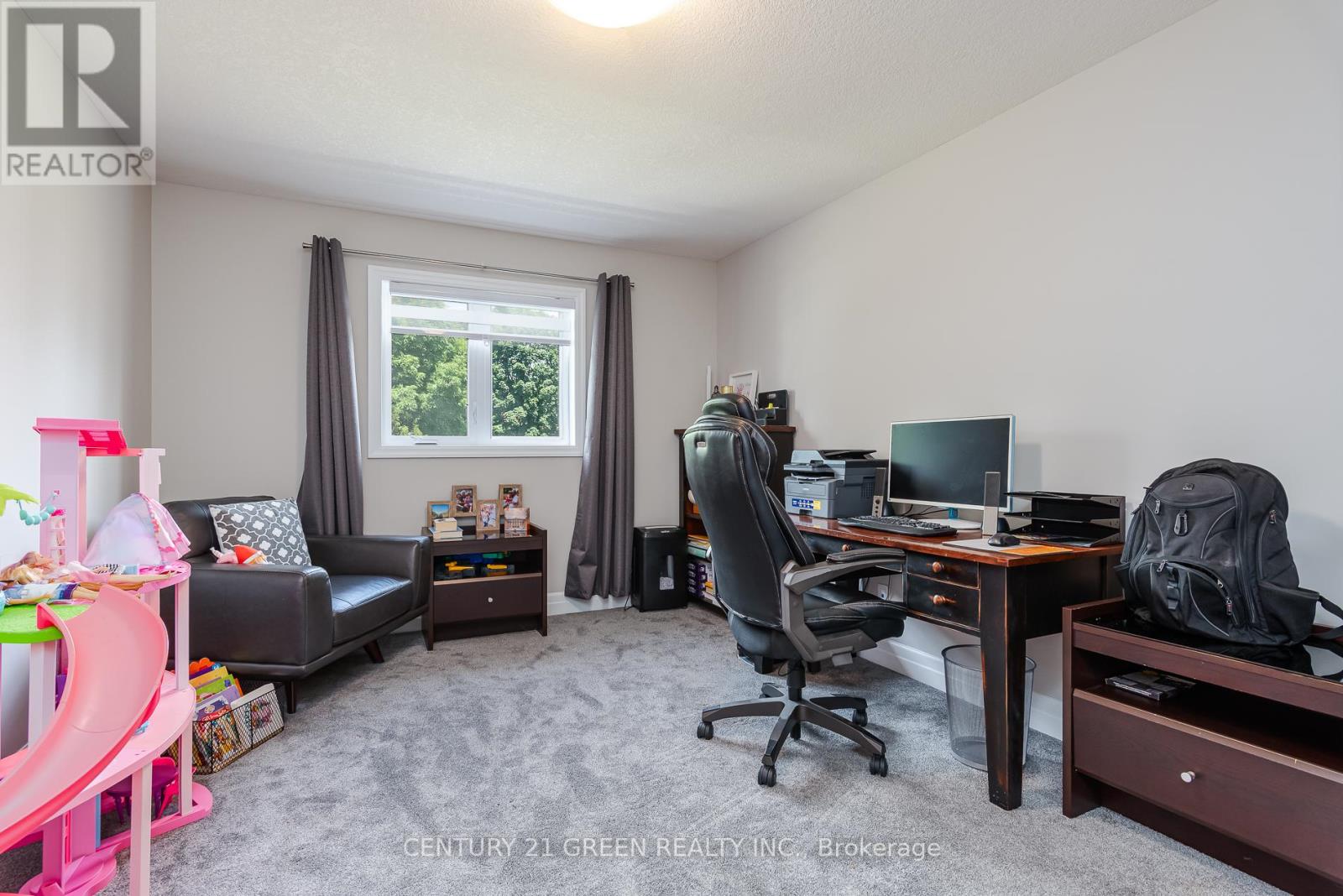 51 CRAB APPLE COURT - 44