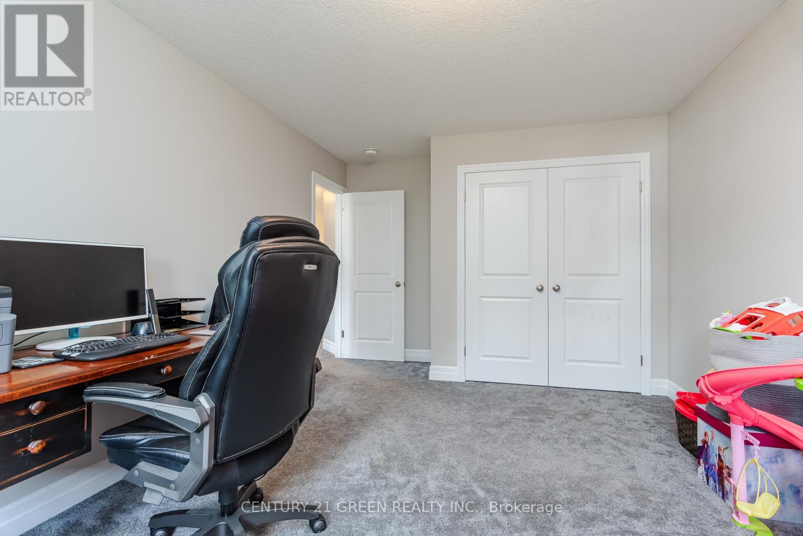 51 CRAB APPLE COURT - 46