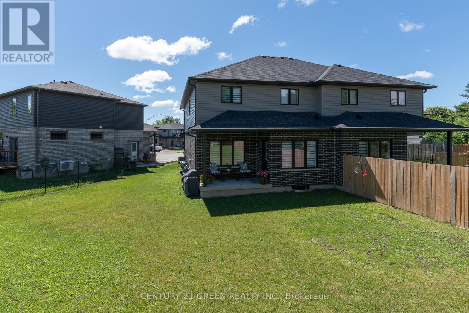 51 CRAB APPLE COURT - 9
