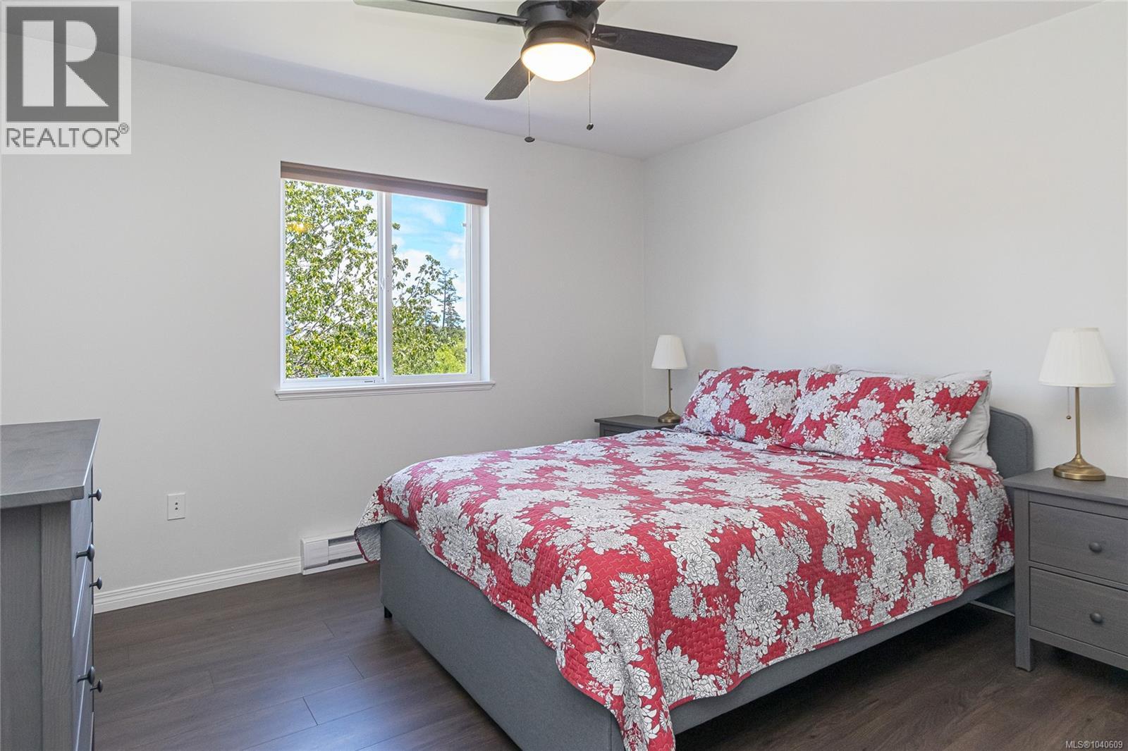 32 Stoneridge Dr, View Royal