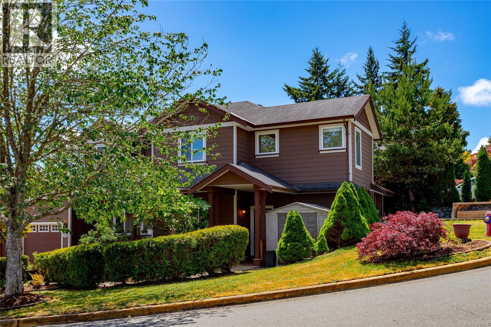 32 Stoneridge Dr, View Royal