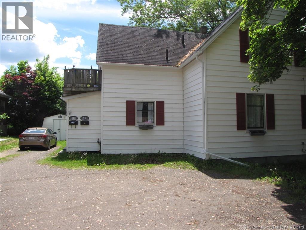 210-212 Pleasant Street - 4