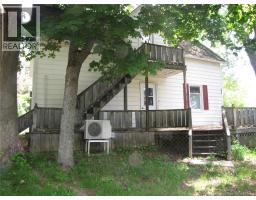 210-212 Pleasant Street, photo 6