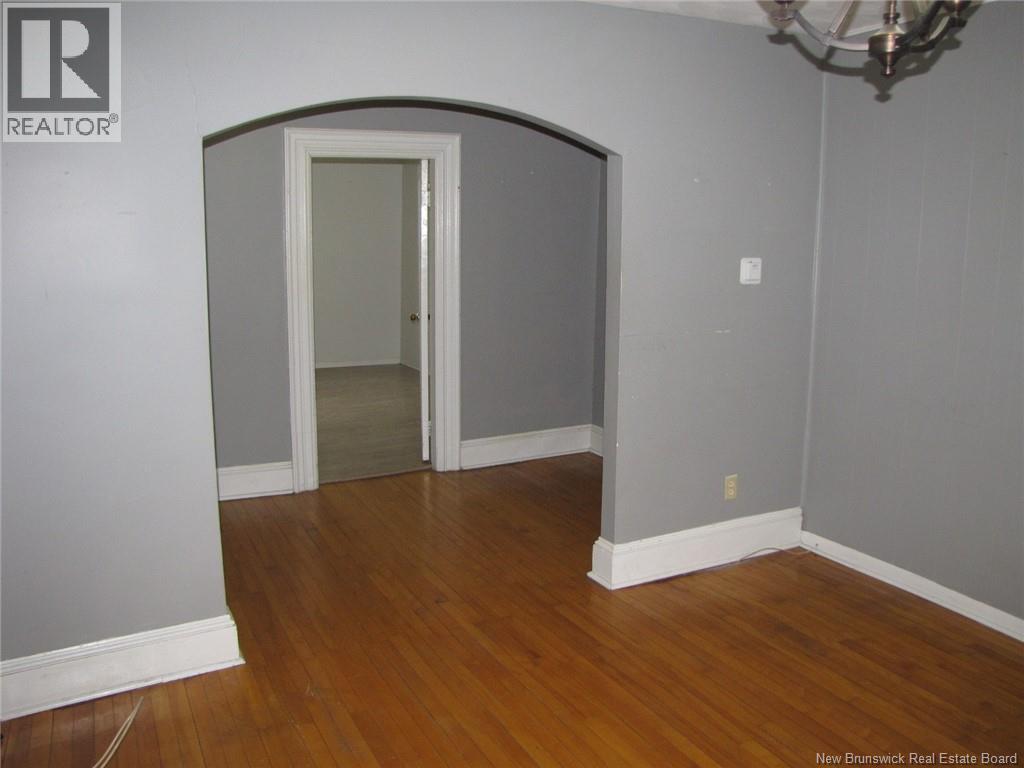 210-212 Pleasant Street - 31