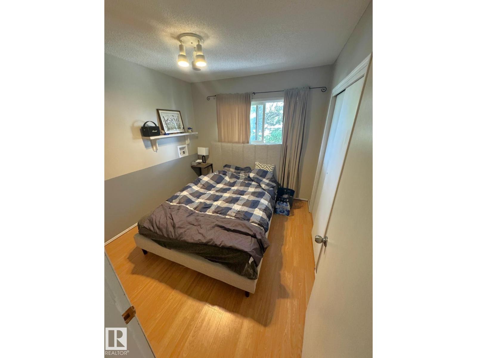 5093 45 ST - 8