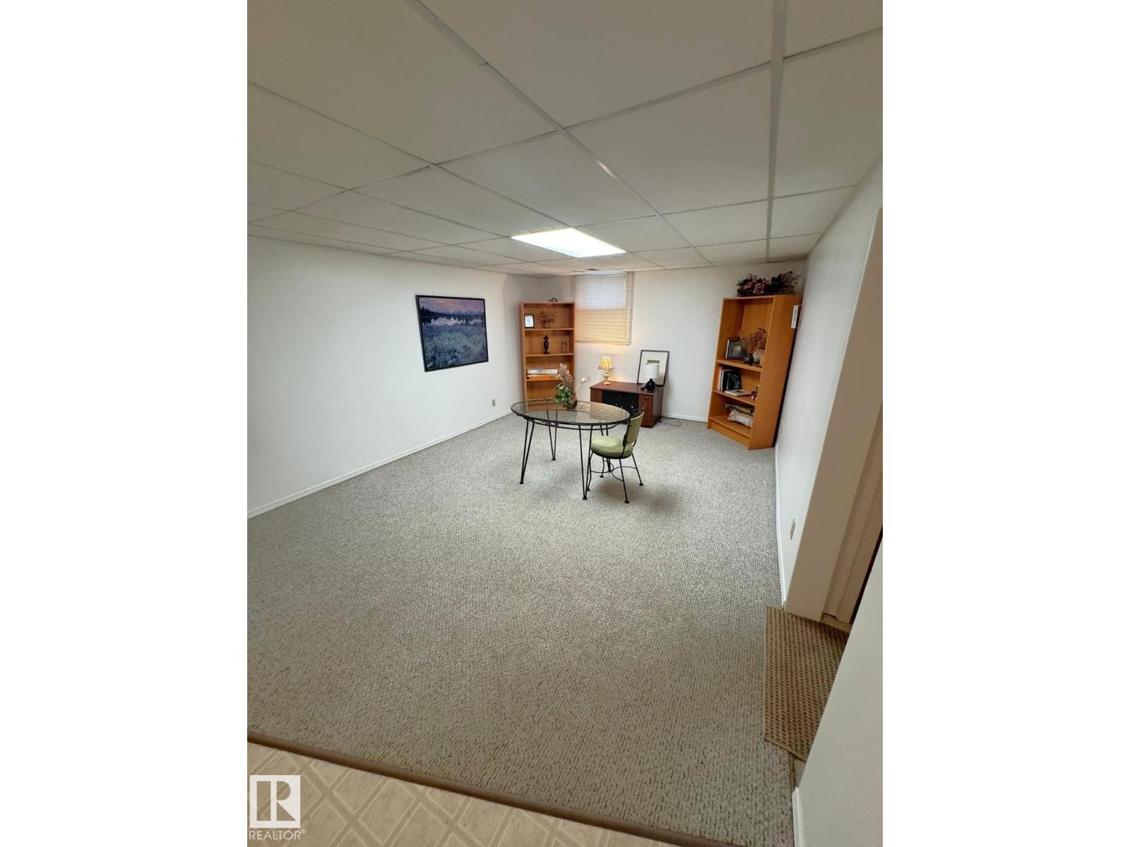 5093 45 ST - 15