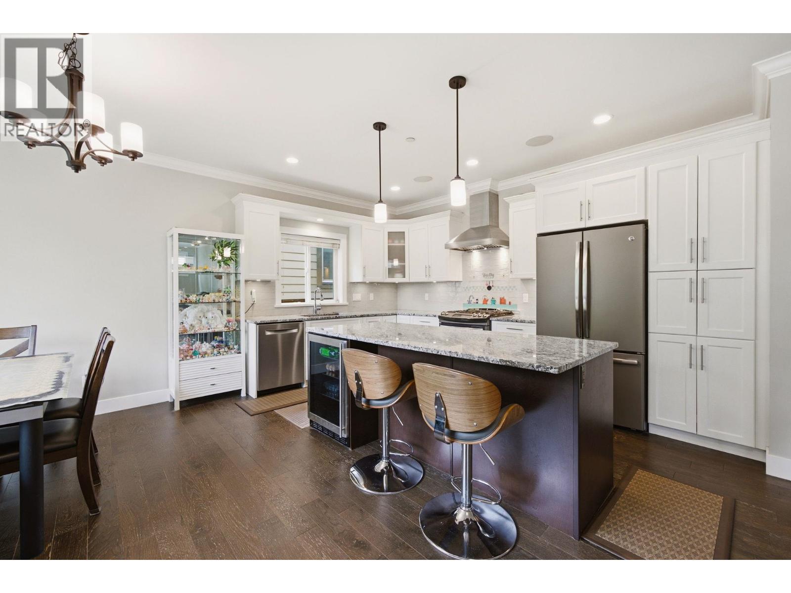 4072 COAST MERIDIAN ROAD, Port Coquitlam