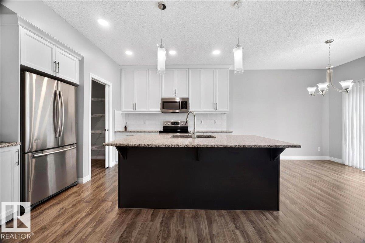17203 71 ST NW - 17