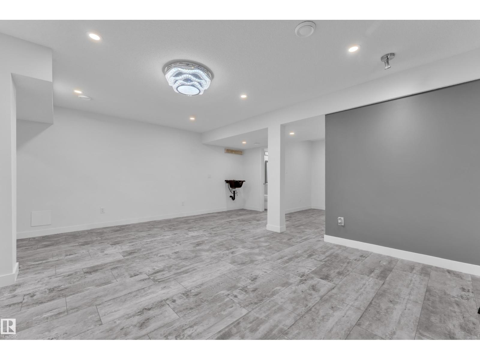 144 SUNWAPTA WY NW — photo 33