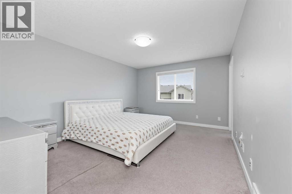 18 Skyview Shores Place NE - 17