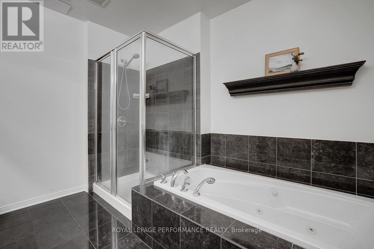 2 Bed, 2 Bath House for Sale in Ottawa – 1101 – 38 METROPOLE PRIVATE, Ottawa – MLS# X13456624 - Image 17