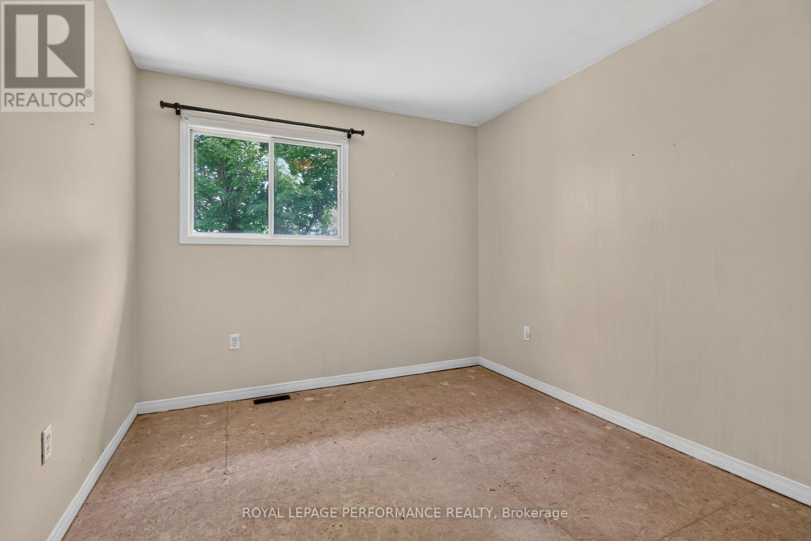 508 MALEY STREET - 19