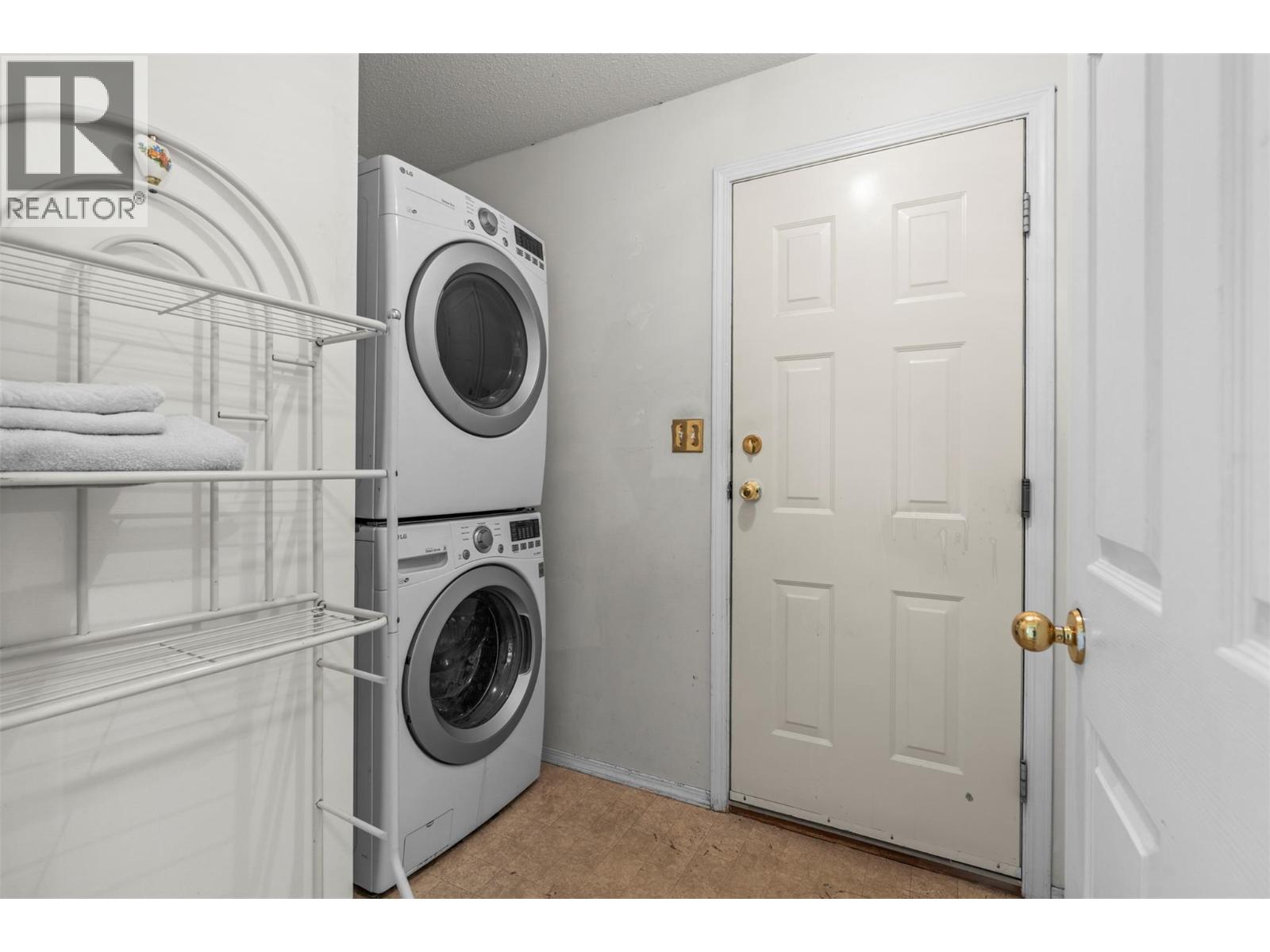 4404 Pleasant Valley Road Unit# 6, Vernon