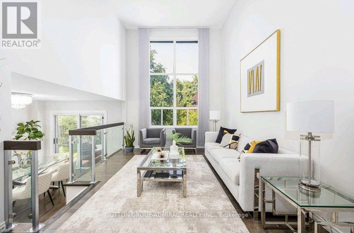 34 KITSILANO CRESCENT - 4