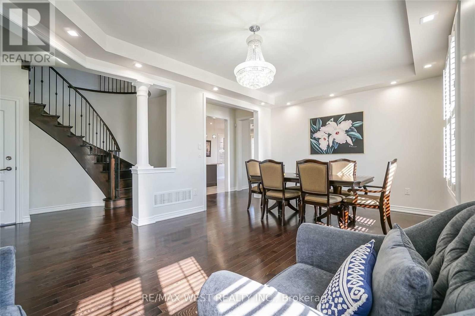 13 PARITY ROAD - 7