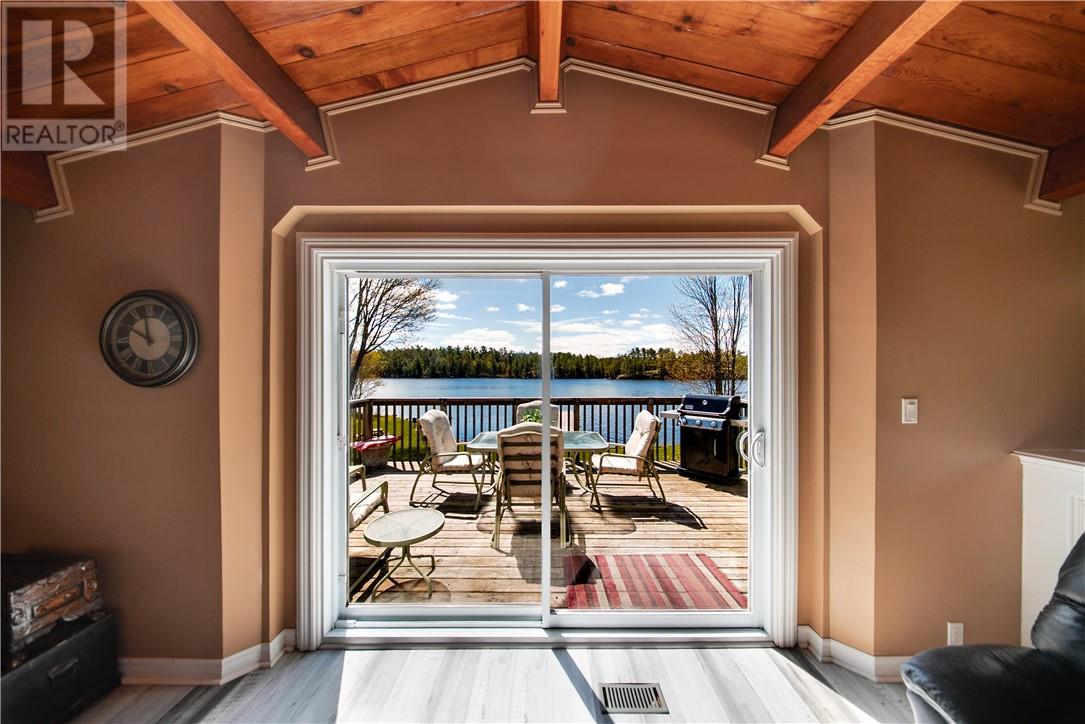 660 Lake road - 10