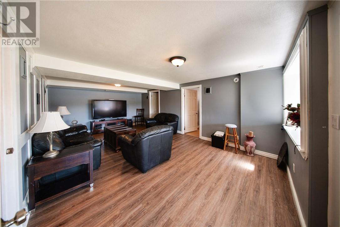 660 Lake road - 19
