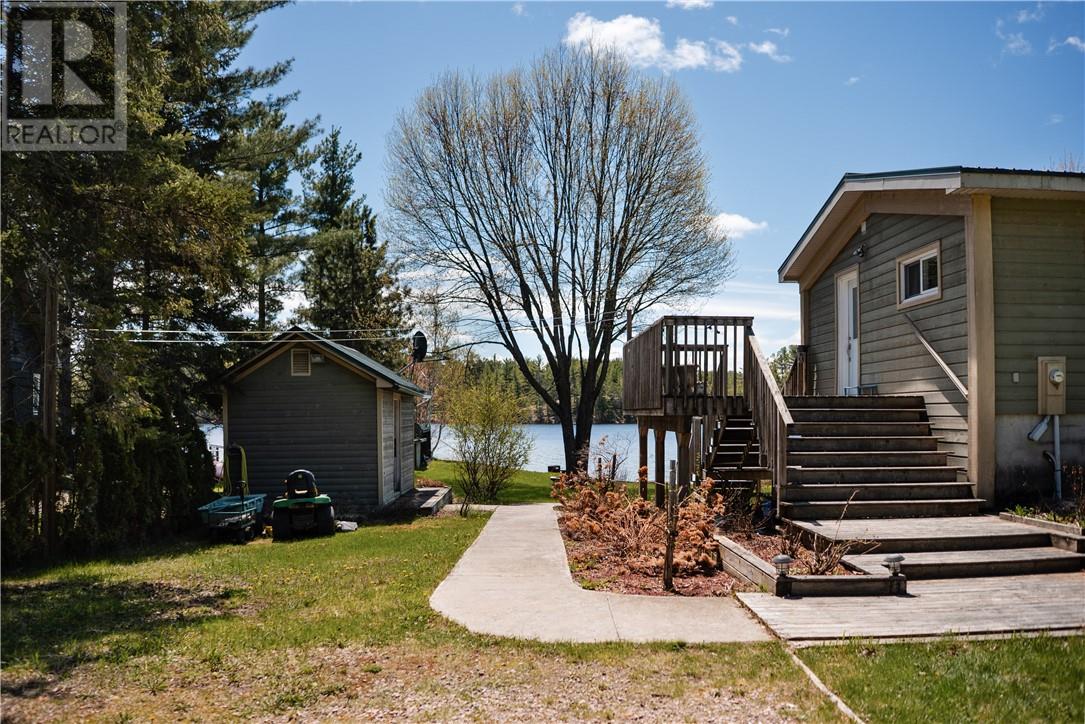 660 Lake road - 27
