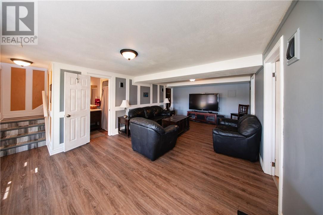 660 Lake road - 20