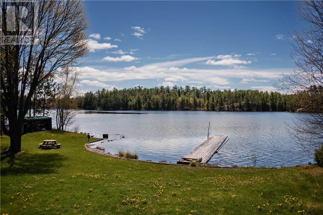 660 Lake road - 25
