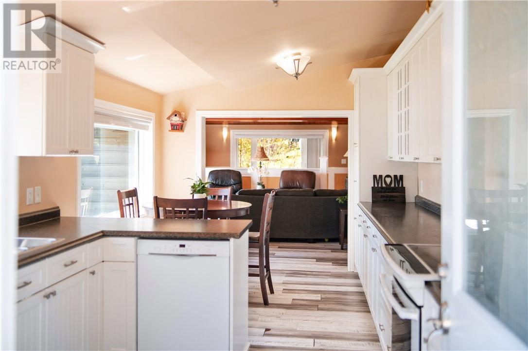 660 Lake road - 5