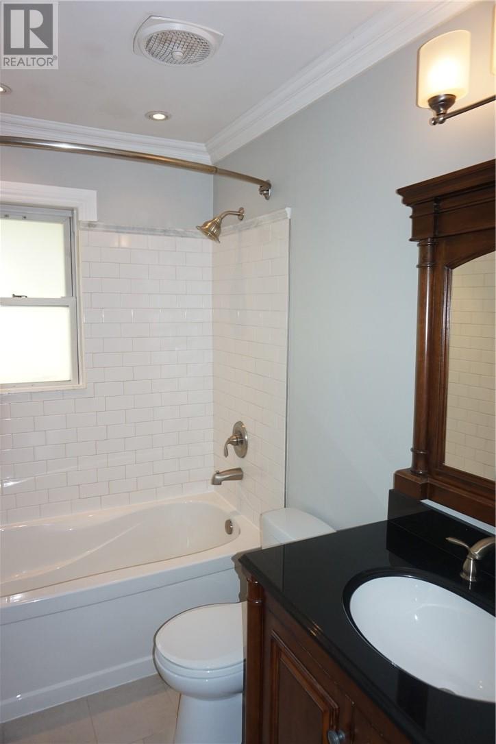 162 Dunvegan Court - 13
