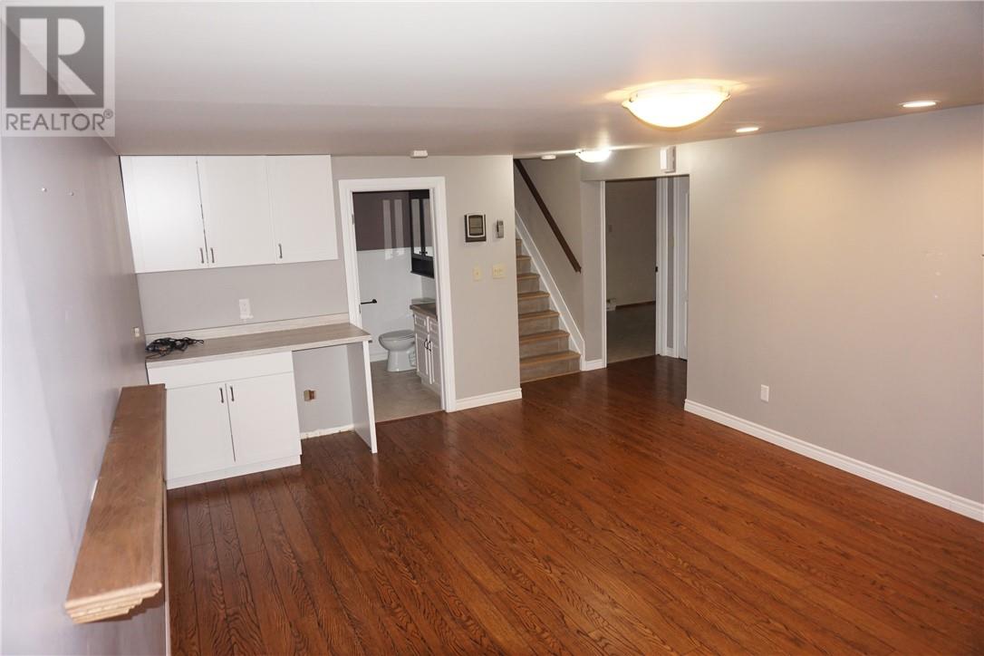 162 Dunvegan Court - 20
