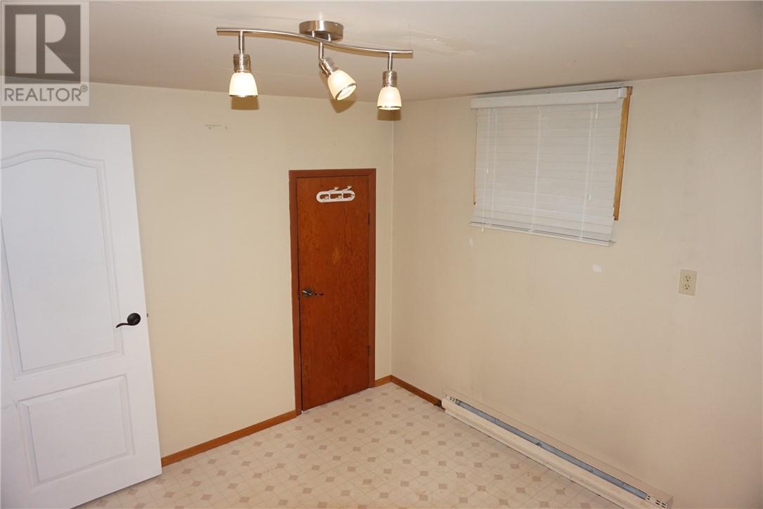 162 Dunvegan Court - 28