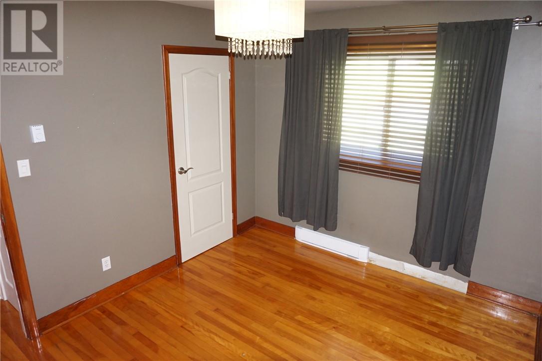 162 Dunvegan Court - 17