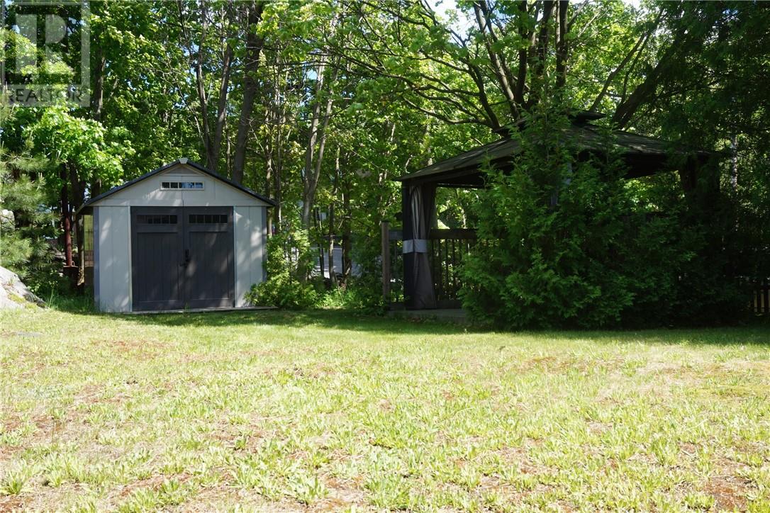 162 Dunvegan Court - 33