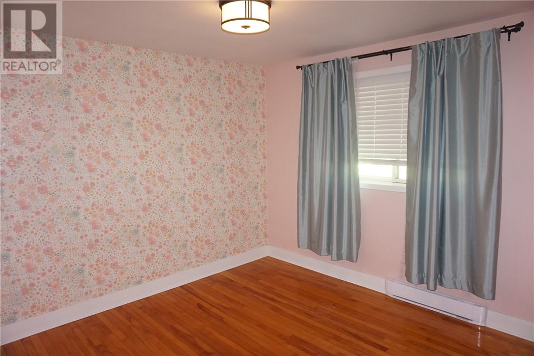 162 Dunvegan Court - 9