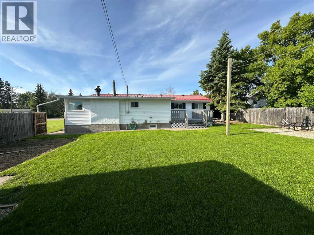 1422 19 Avenue — photo 31