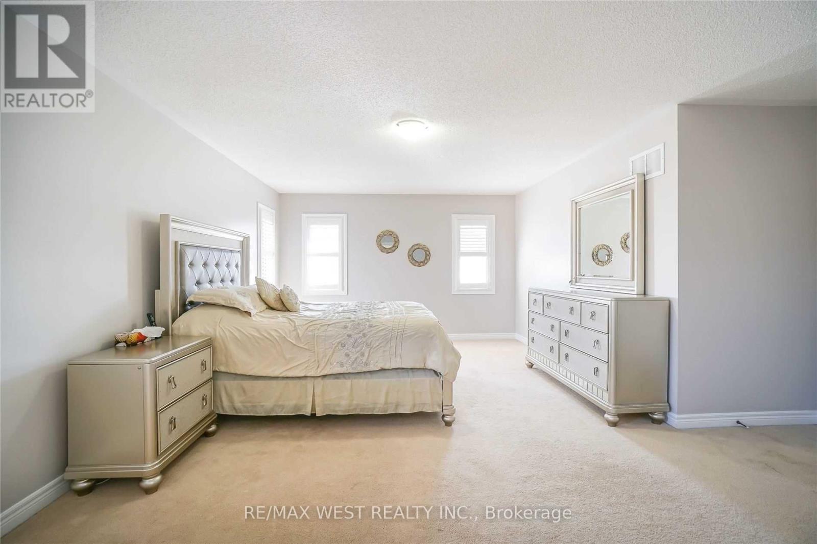 13 PARITY ROAD - 17