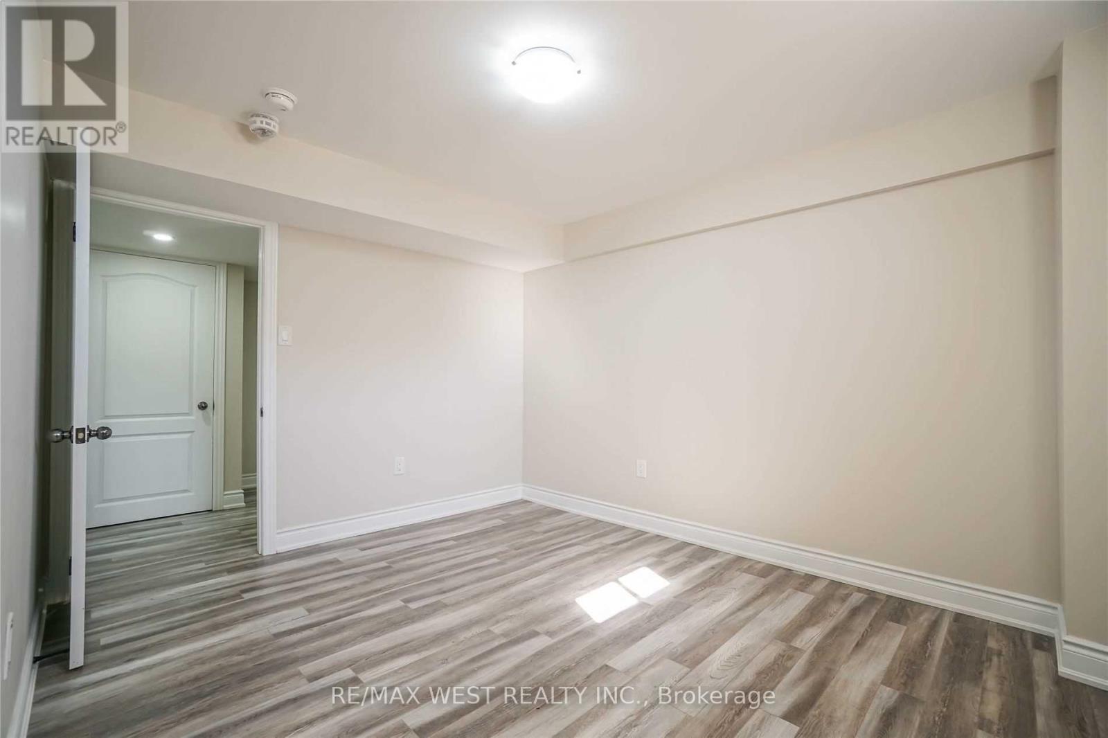 13 PARITY ROAD - 29