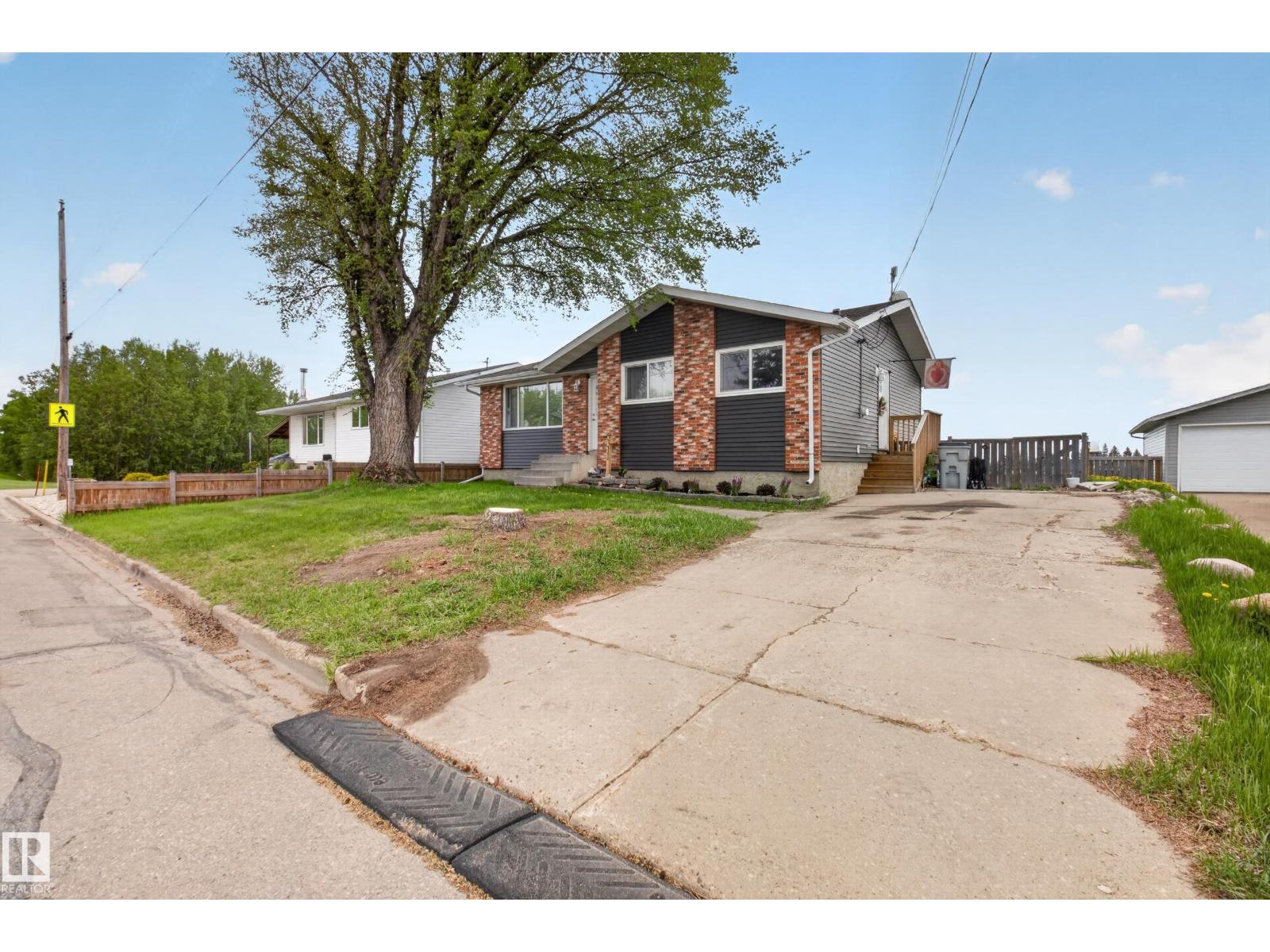 5311 50 ST - photo 3