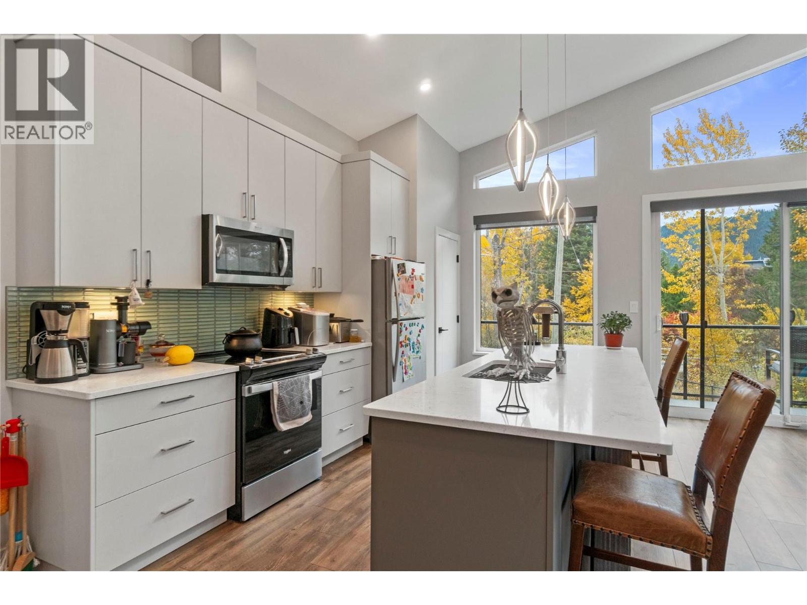 1015 Paquette Road - 34