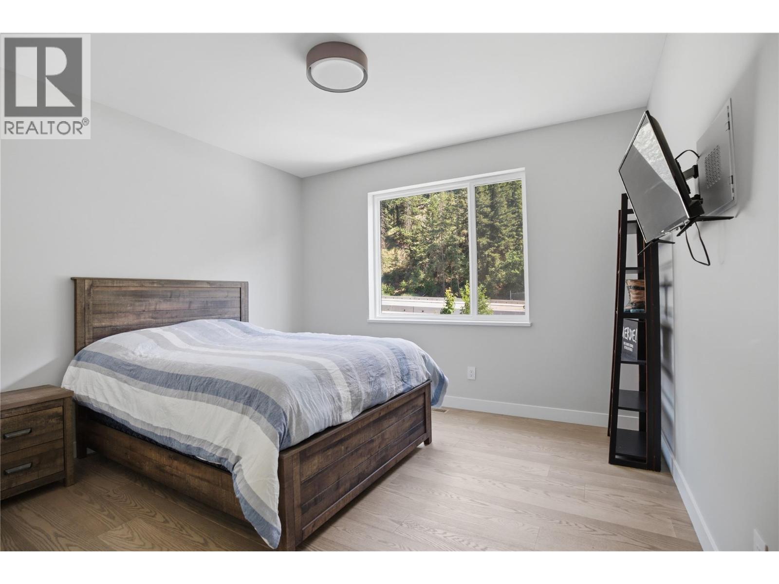 1015 Paquette Road - 27
