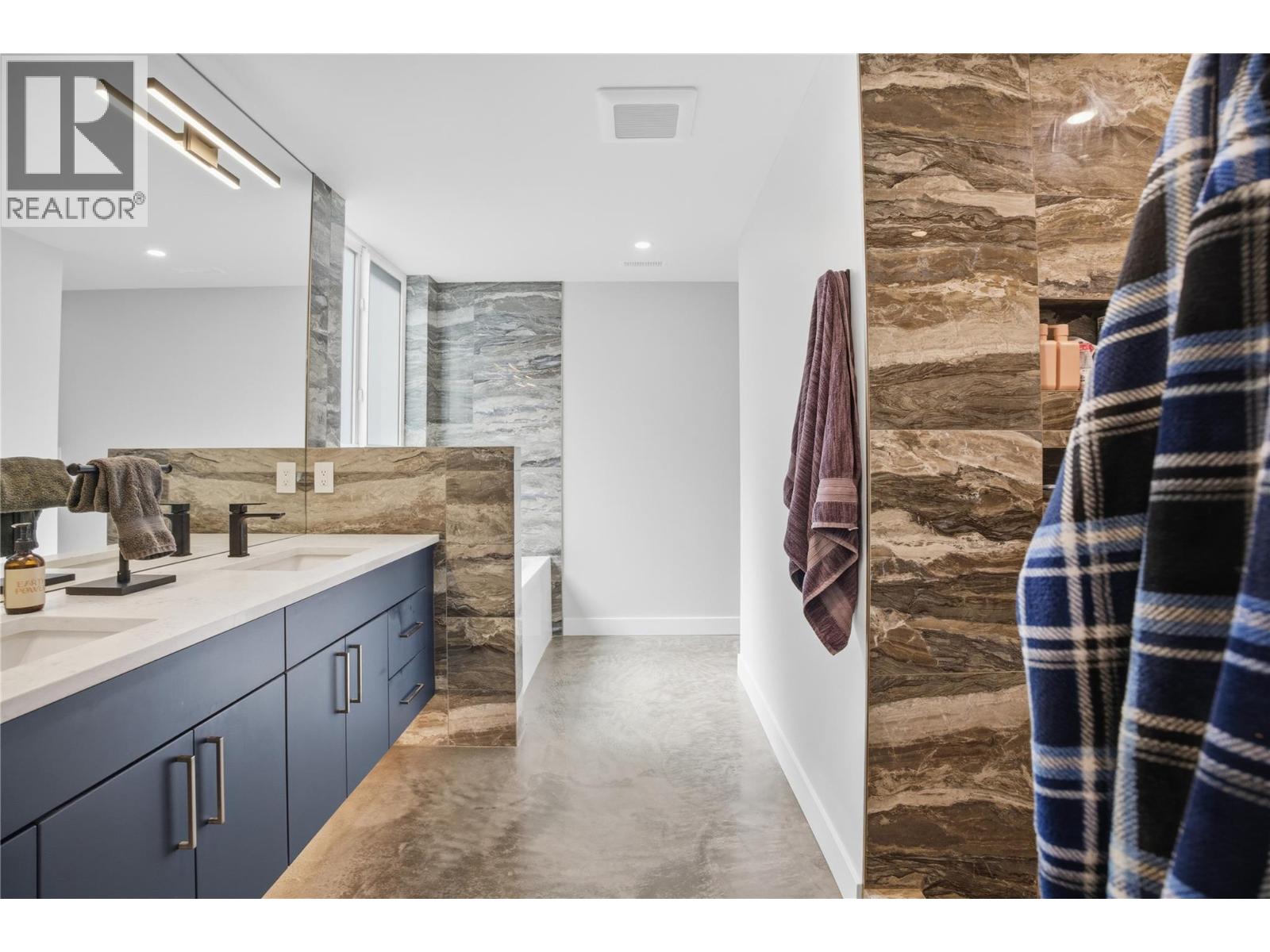1015 Paquette Road - 18