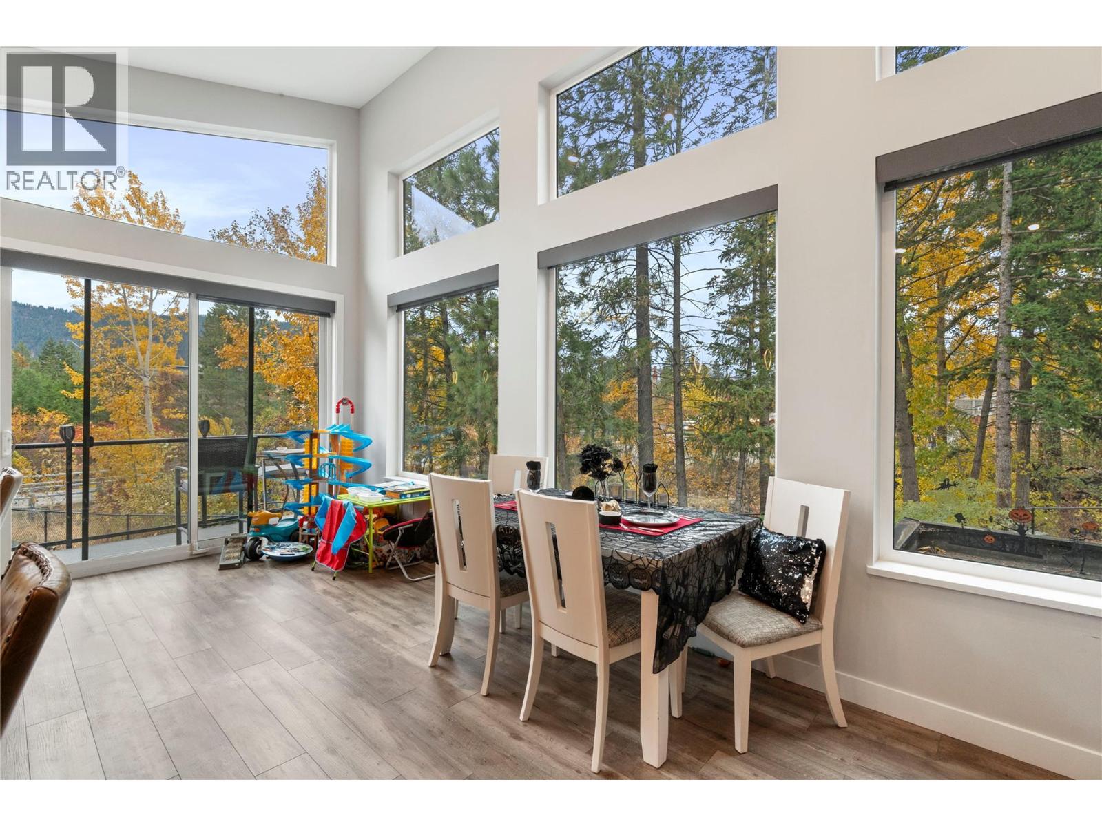 1015 Paquette Road - 35
