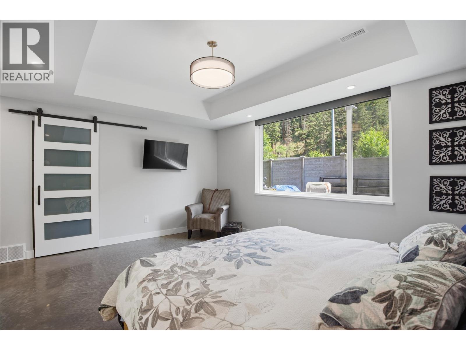 1015 Paquette Road - 16
